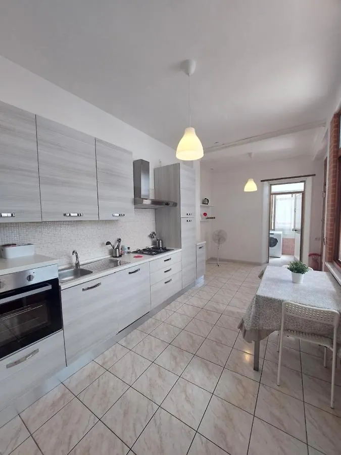 Domus Dejanas - Appartamento 180 Mq A Quartu كوارتو سانتيلينا 0*,