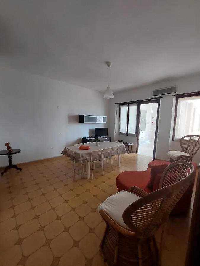 Domus Dejanas - Appartamento 180 Mq A Quartu كوارتو سانتيلينا 0*,